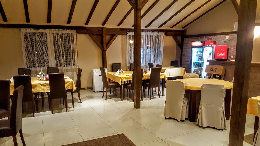 Kompleks Fontana Vladičin Han Exterior foto